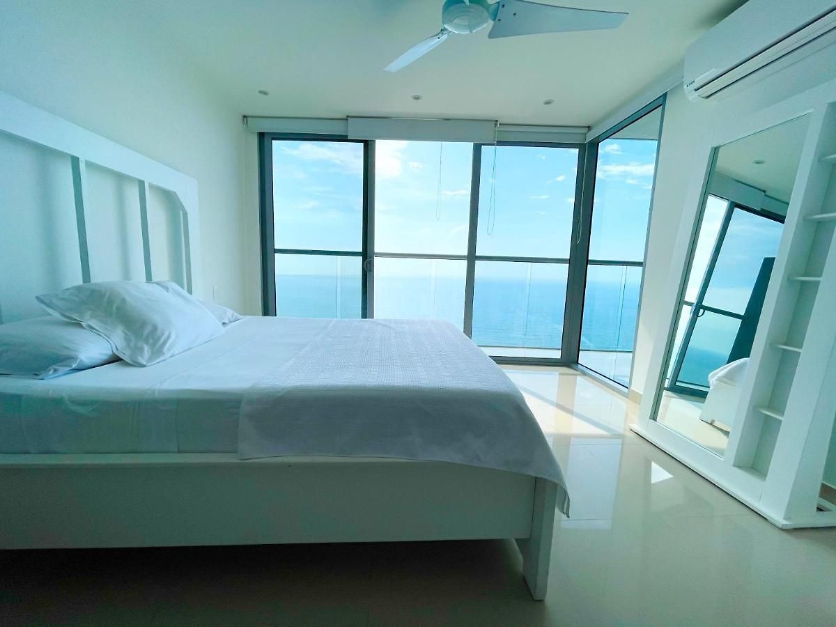 35 flr Spectacular Seaview Morros City Bocagrande Apartamento *